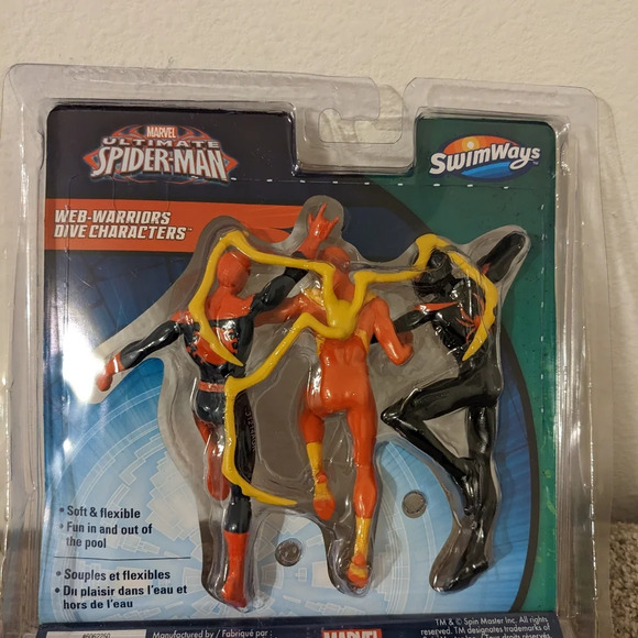 Ultimate Spider-Man Web-Warriors Dive Characters SwimWays Miles Morales - Picture 2 of 4